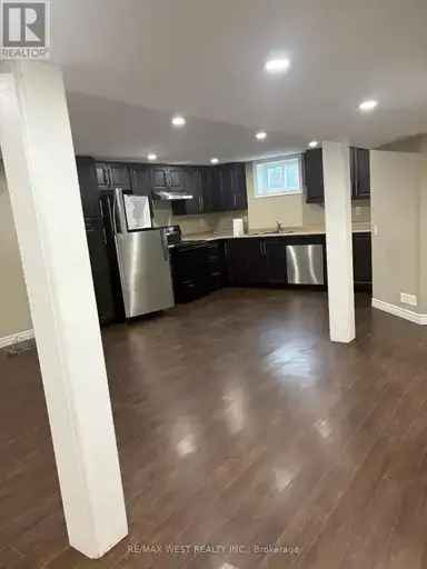 Clean Lower Level Apartment Near 404 Hwy