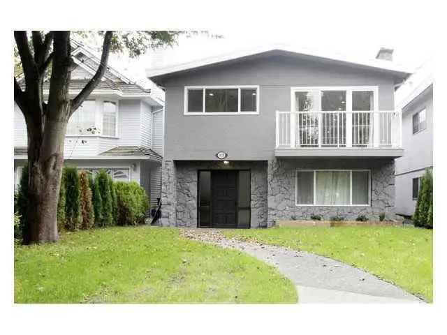 1420 Park Drive Vancouver House for Sale