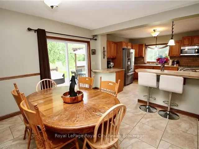 House For Sale in Municipality of Northern Bruce Peninsula, Ontario