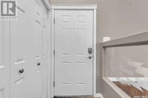 For Sale - House in Briarwood Saskatoon with 4 Bedrooms and 3 Bathrooms