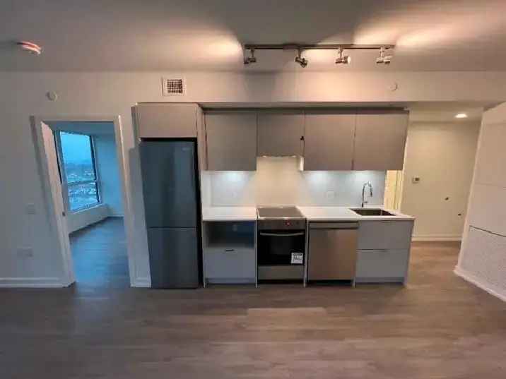 $2800 brand new luxury  condo for rent by owner 2-bedr. 2-bath