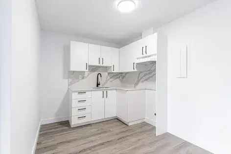 1 room apartment of 46 m² in Montreal