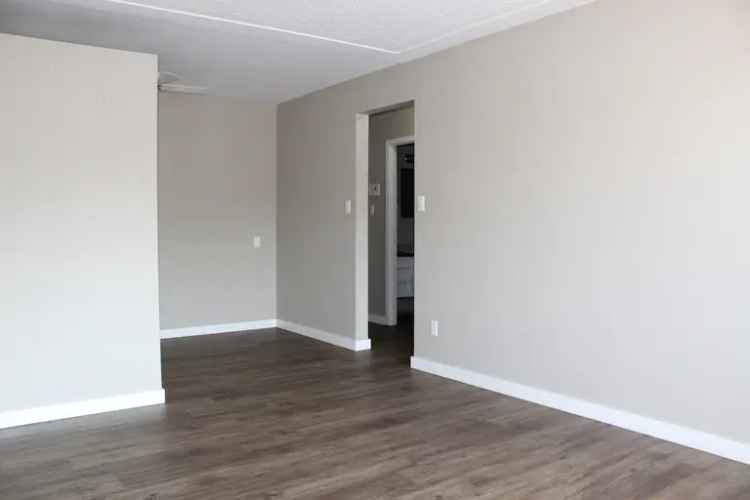 Rent Apartment in Edmonton with Great Amenities and Affordable Rates