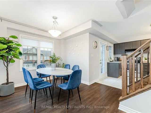 Sun Filled Sutton Corner Townhome 3 Beds 25 Baths