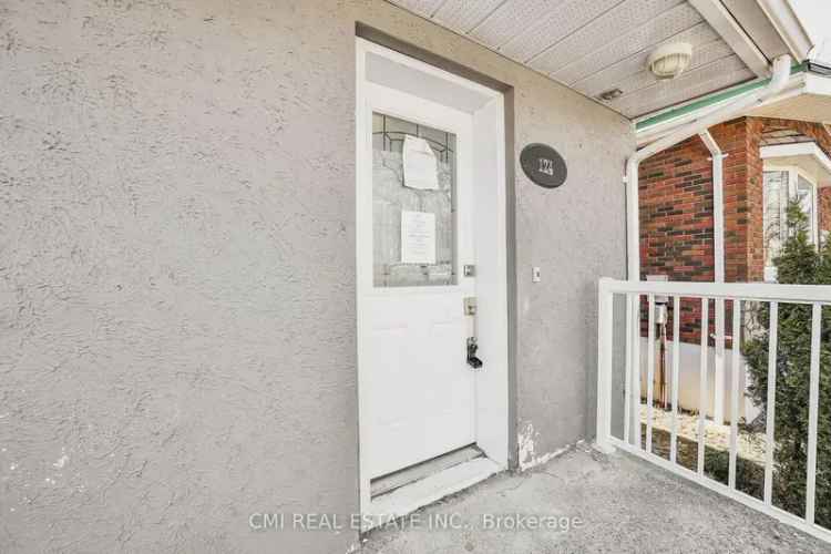 Fully Renovated Family Home Near Schools and Hwy 400