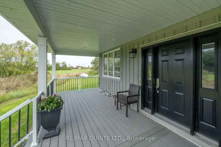 Wolfe Island Waterfront Home - 30 Acres, 800ft Waterfront