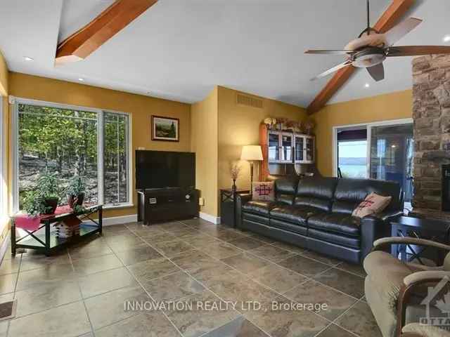 House For Sale in Ottawa, Ontario