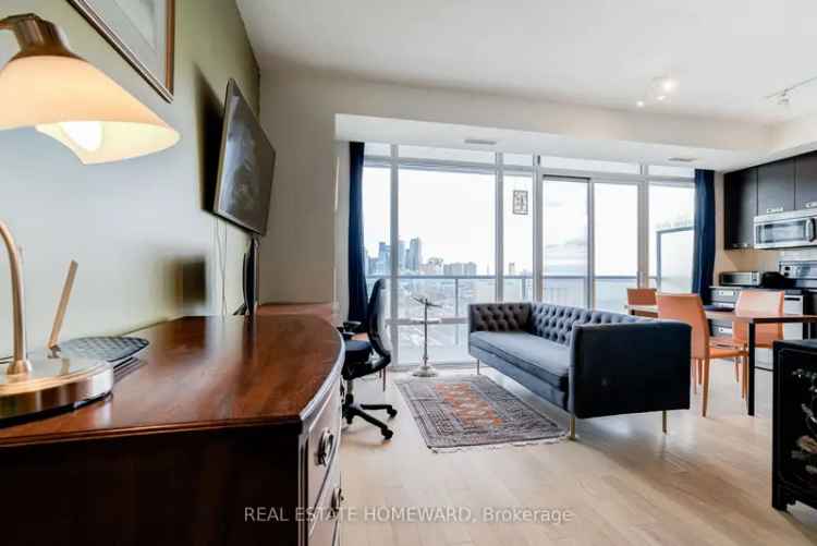 Condo For Rent in Toronto, Ontario