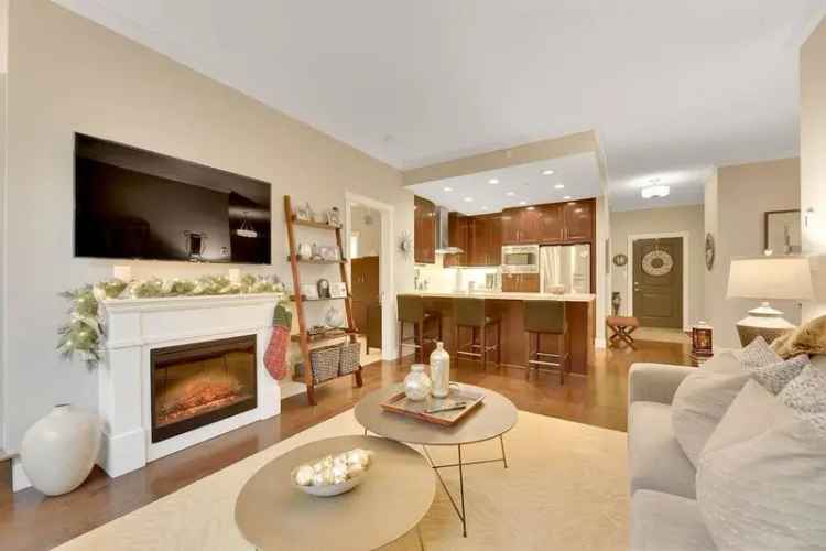 Condo For Sale in Coquitlam, British Columbia