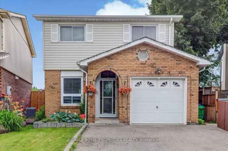 House For Sale in Brampton, Ontario