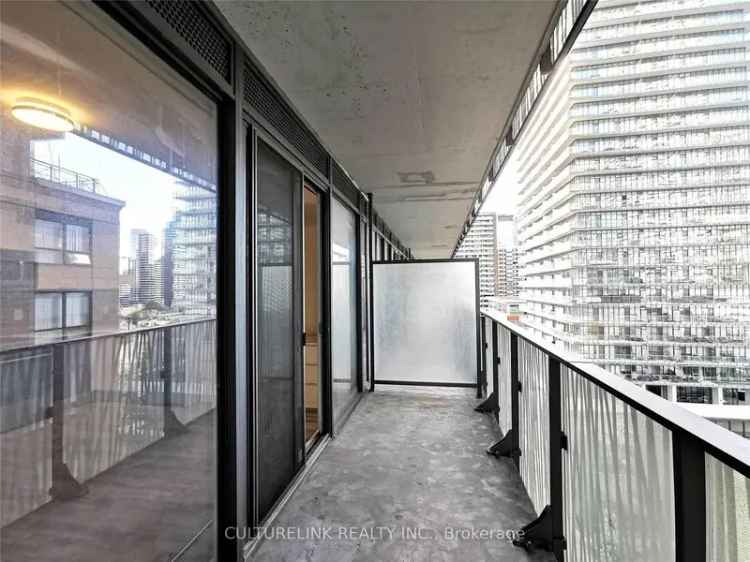 Rent Modern Studio Unit Near Yonge and Bloor with Great Amenities