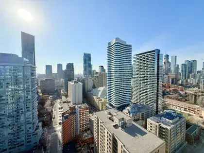 3 rooms apartment of 166 m² in Toronto
