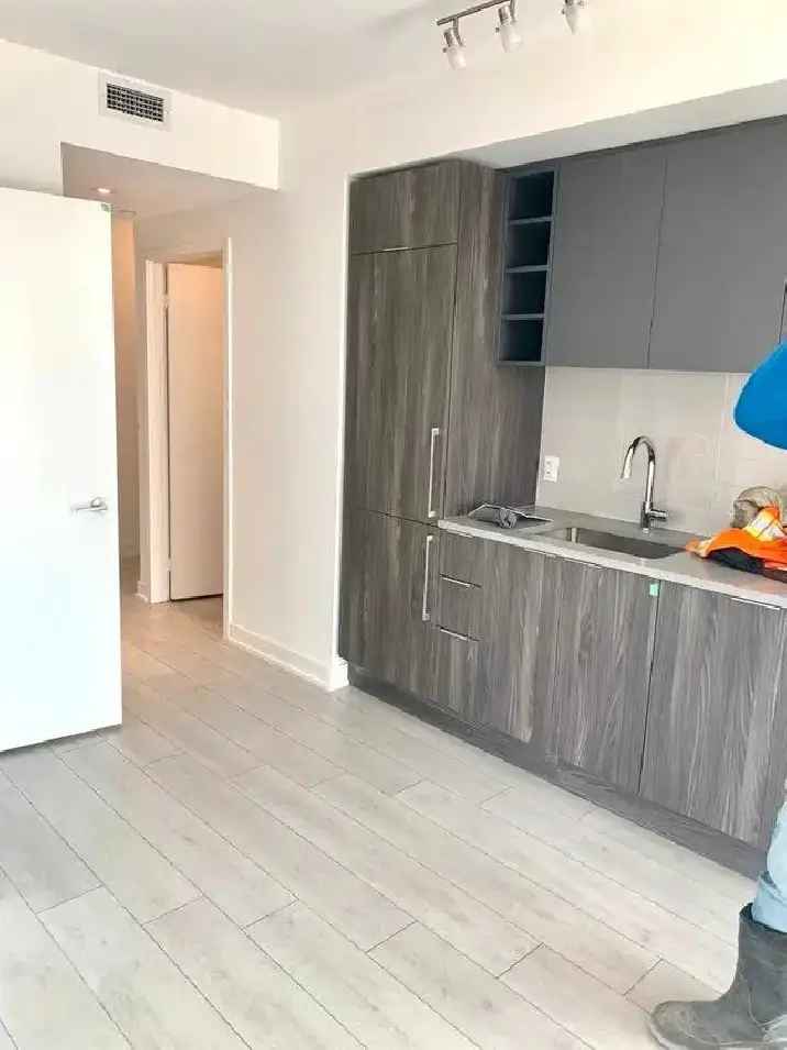 2 Bedroom Condo Apartment 17th Floor Amazing Views