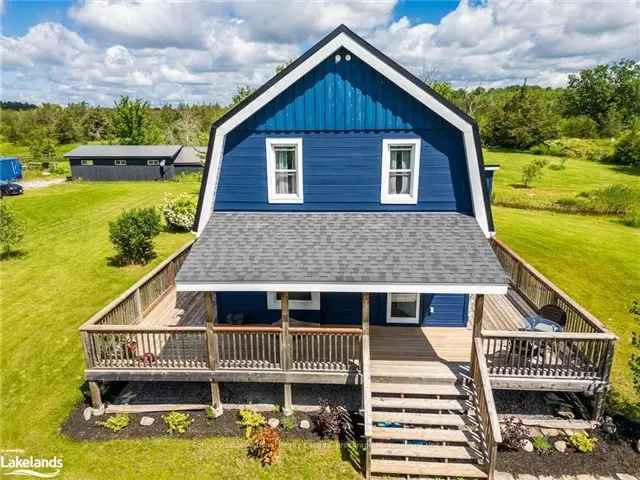 House For Sale in Quinte West, Ontario