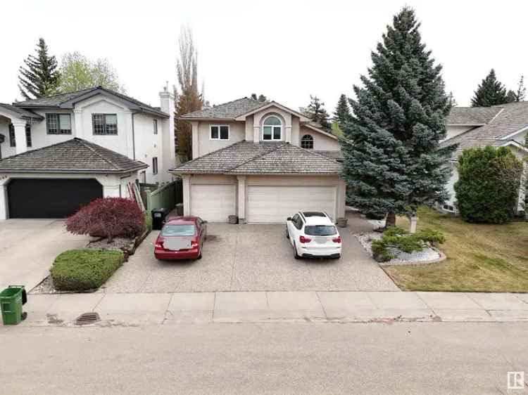 2700 sq ft 2-Storey Home in Wedgewood Heights with Triple Car Garage