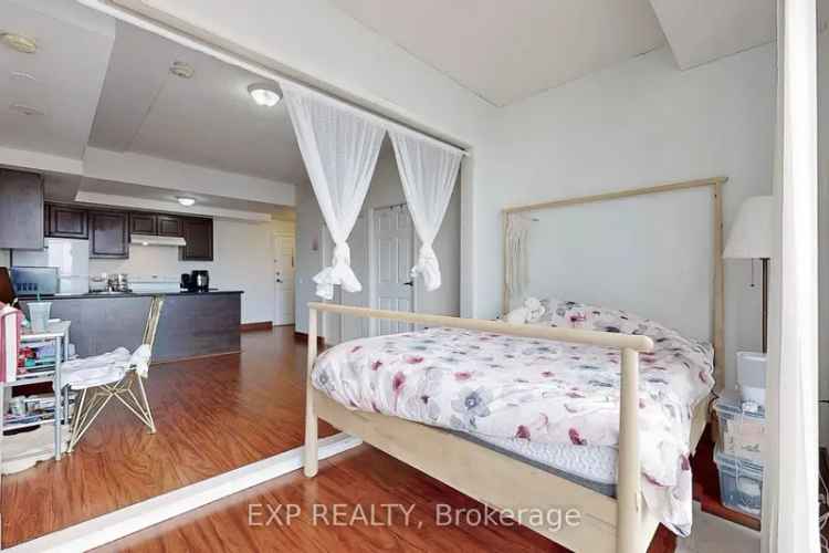 Condo For Sale in Toronto, Ontario