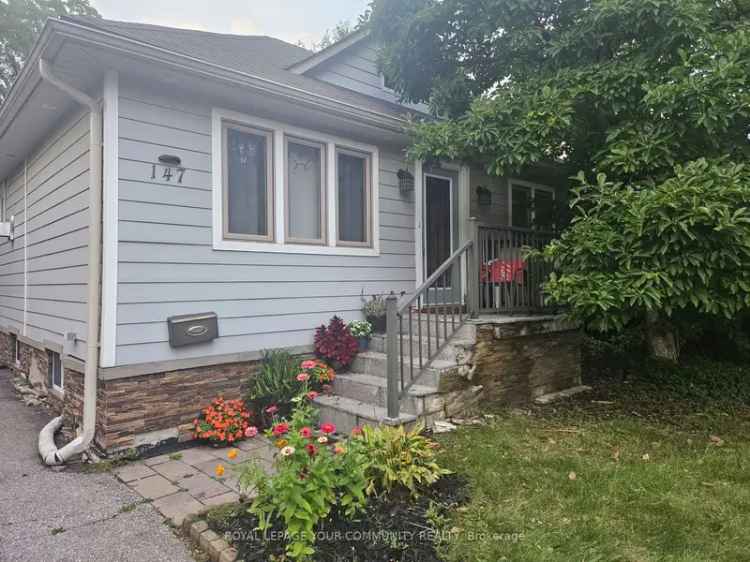 House For Sale in Richmond Hill, Ontario