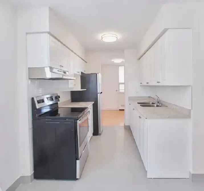 NEWLY RENOVATED 1bd - SCARBOROUGH