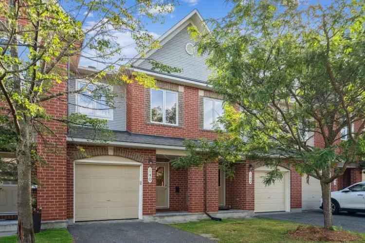 650 Woodcliffe Private -  in Ottawa