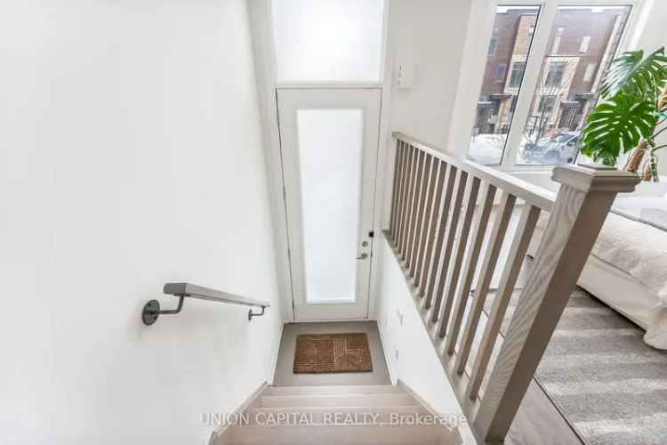 4 Bedroom Townhouse in Englemount Lawrence Near Yorkdale