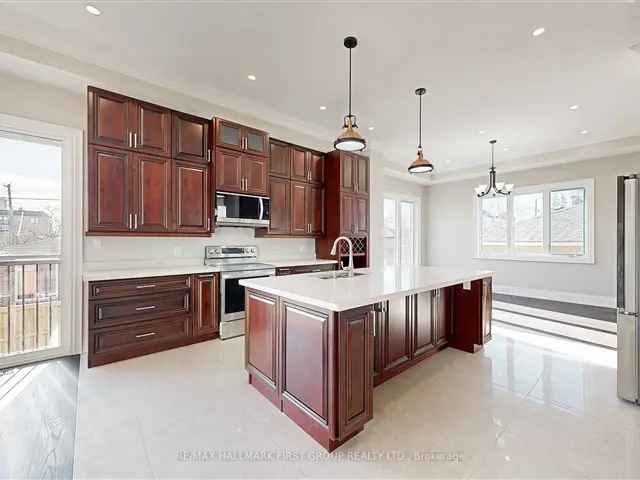 Luxury Custom Home in Pickering - Modern Open Concept Living