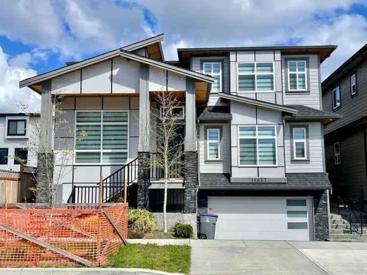 16657 18A Avenue in Surrey: Pacific Douglas House for sale in “SOUTHPOINT HOMES” (South Surrey White Rock)  : MLS®# R2921001