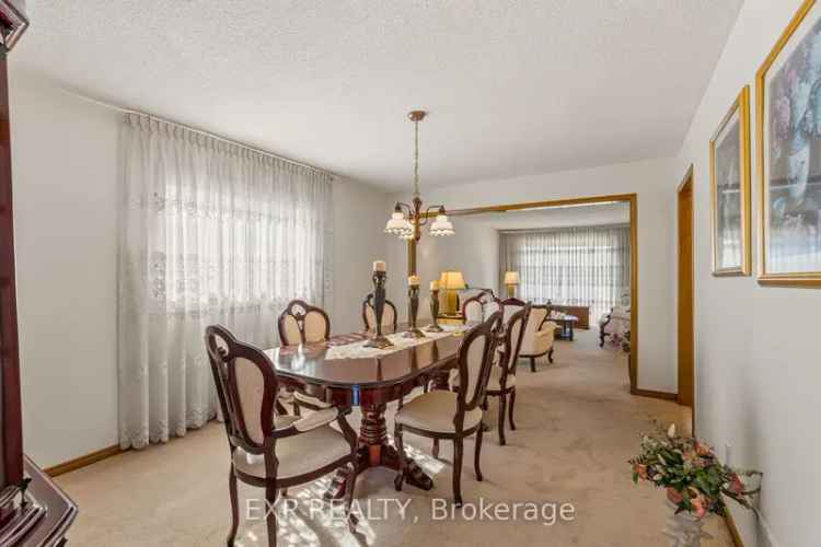 House For Sale in Mississauga, Ontario