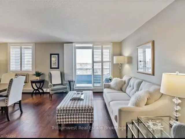 Lovely 2 Bedroom Brantford Condo - 1070 Sq Ft - City Views