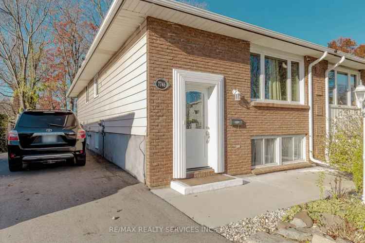 House For Sale in Niagara Falls, Ontario