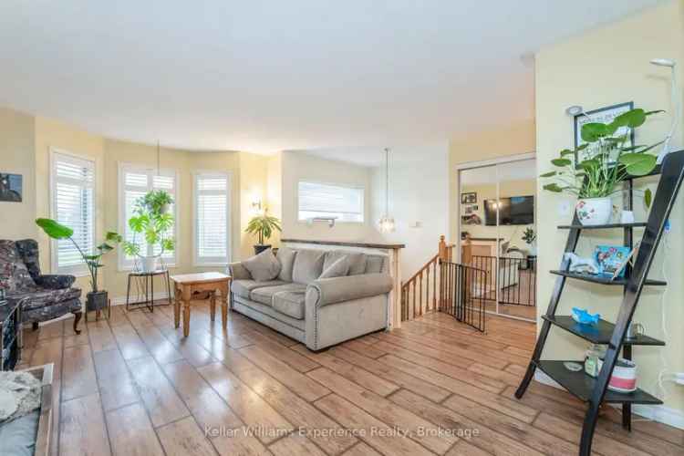 Beach 1 Family Home Private Backyard Double Garage Finished Basement