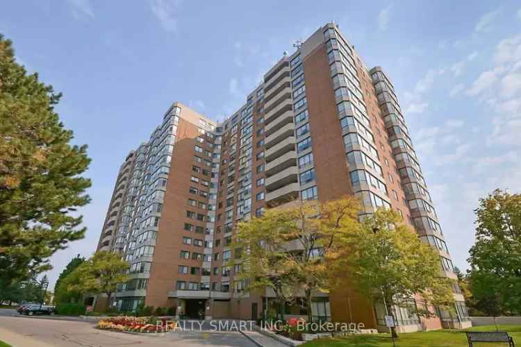 Spacious Thornhill Condo with Solarium and Balcony