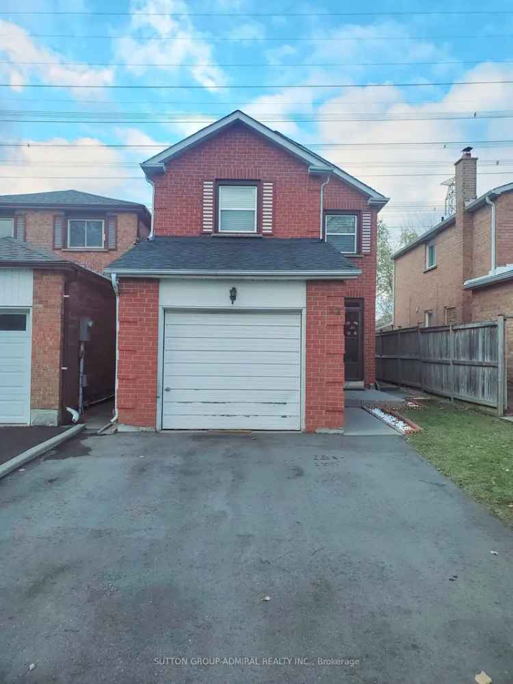 3 Bedroom Detached Home Vaughan Finished Basement Green Space