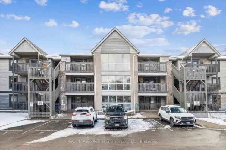 Condo For Sale in 2020, Cleaver Avenue, Burlington, Ontario