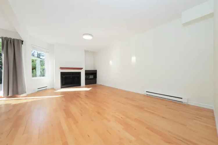 Champlain Heights Townhouse 3 Bed 1.5 Bath Updated Kitchen South Facing Yard