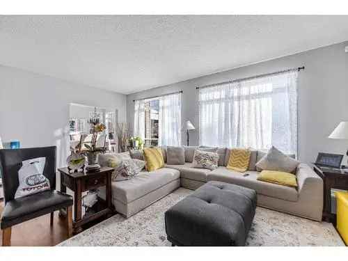 House For Sale In Calgary, Alberta