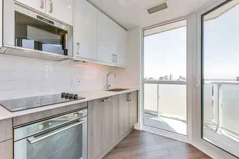 3 Bedroom 2 Bathroom 194m² Toronto Apartment Church-Yonge