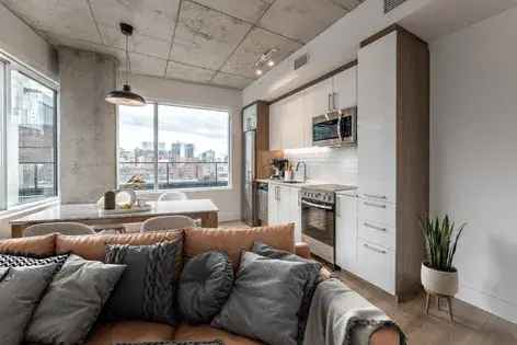 1 room apartment of 88 m² in Montreal