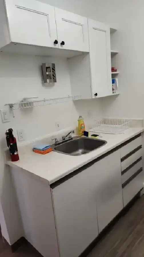 Bright furnished 2 bedroom apartment @Yonge /St. Clair Toronto