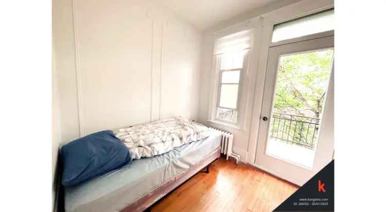 6 Furnished Rooms in Outremont - Available Now