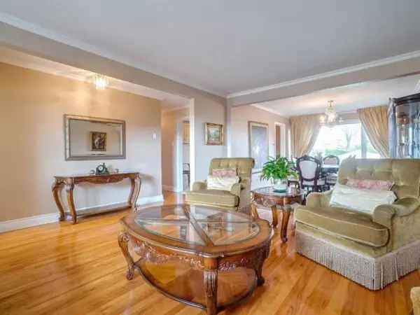 Bungalow-Semi-detached for sale (Montréal (Île)) #RA605