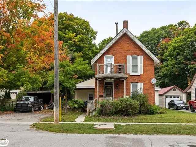 4 Bedroom 2 Bath Home Near Orillia Waterfront