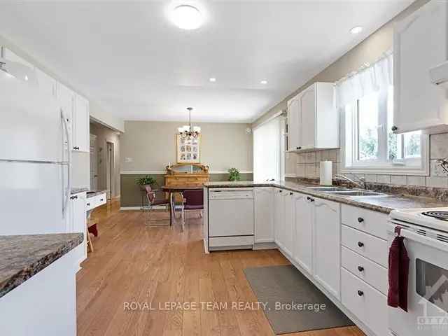 House For Sale in North Dundas, Ontario