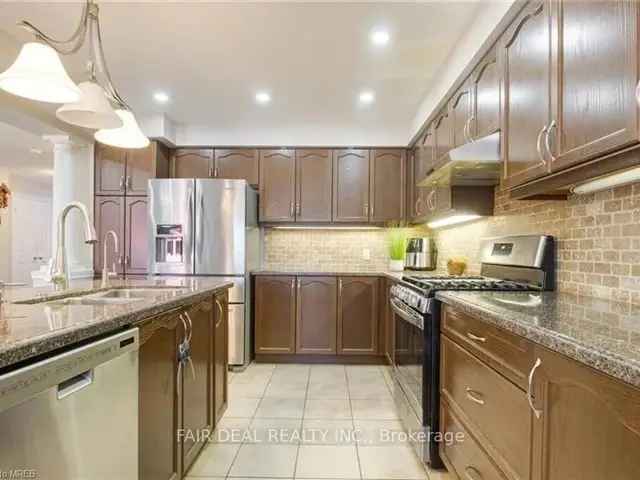 House For Sale in Hamilton, Ontario