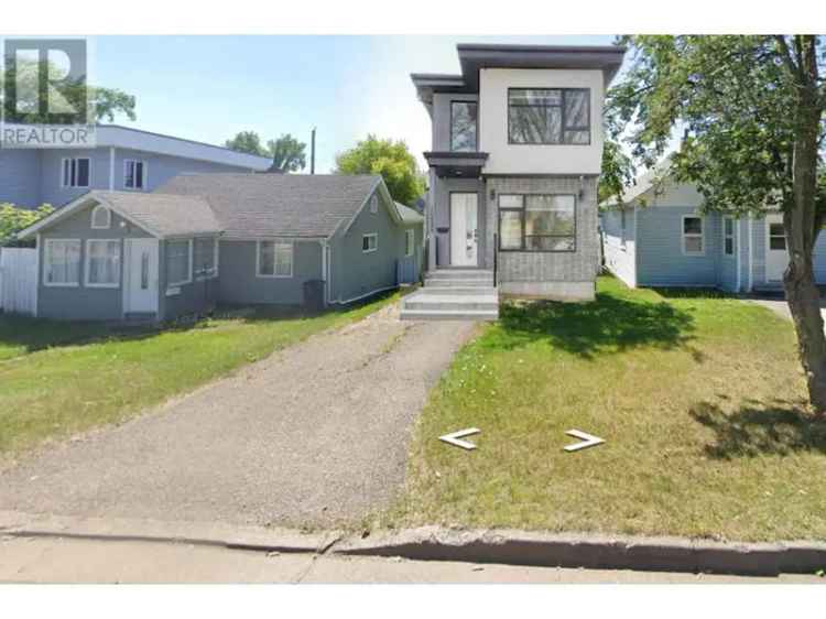 3300 Sqft Lot with Alley Access Near Downtown