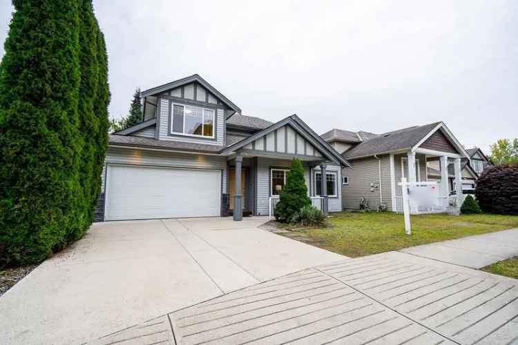 4-Bedroom Family Home in Pitt Meadows Near Harris Road Park