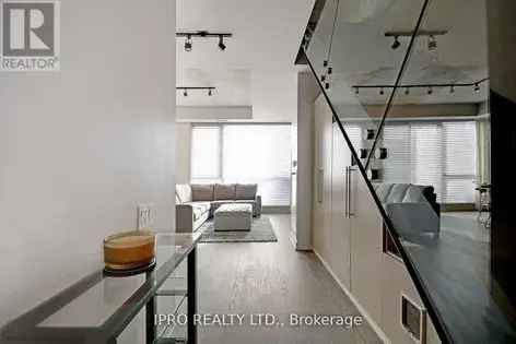 2 rooms apartment of 773 m² in Toronto