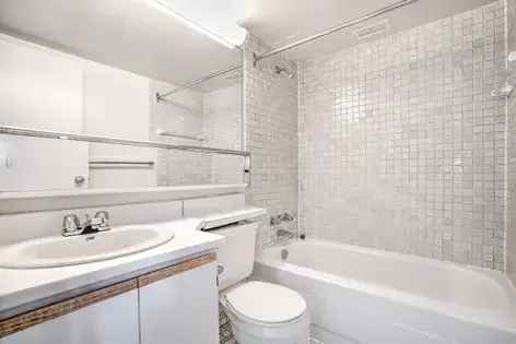 Rent 1 Room Apartment in Montreal with Luxury Amenities