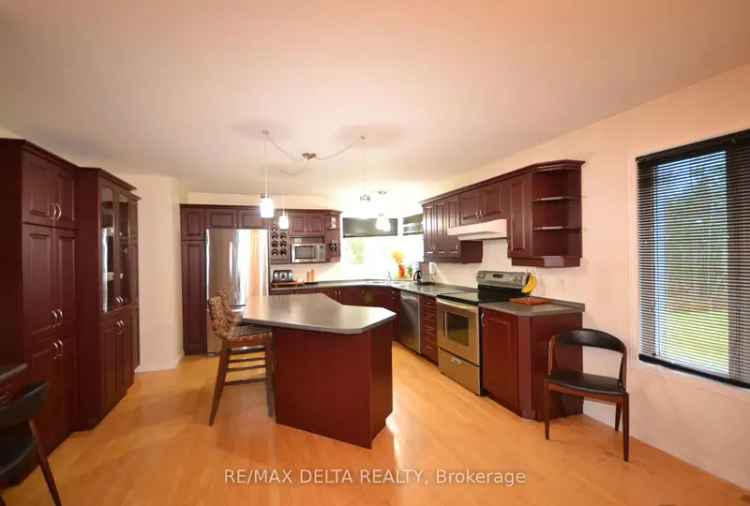 Spectacular 25 Acre Oasis 3 Bed Home Huge Pond Nature Trails