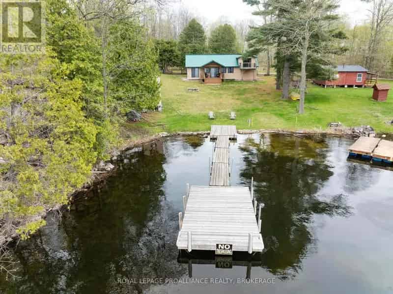 Bobs Lake Cottage with Westerly Views Garage Bunkie Sandy Beach