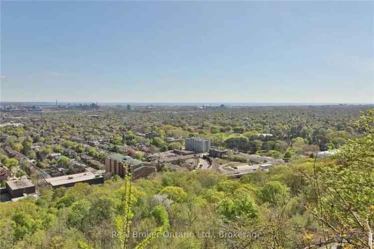 Million Dollar City Views 2-Bedroom Suite Mountain Neighborhood